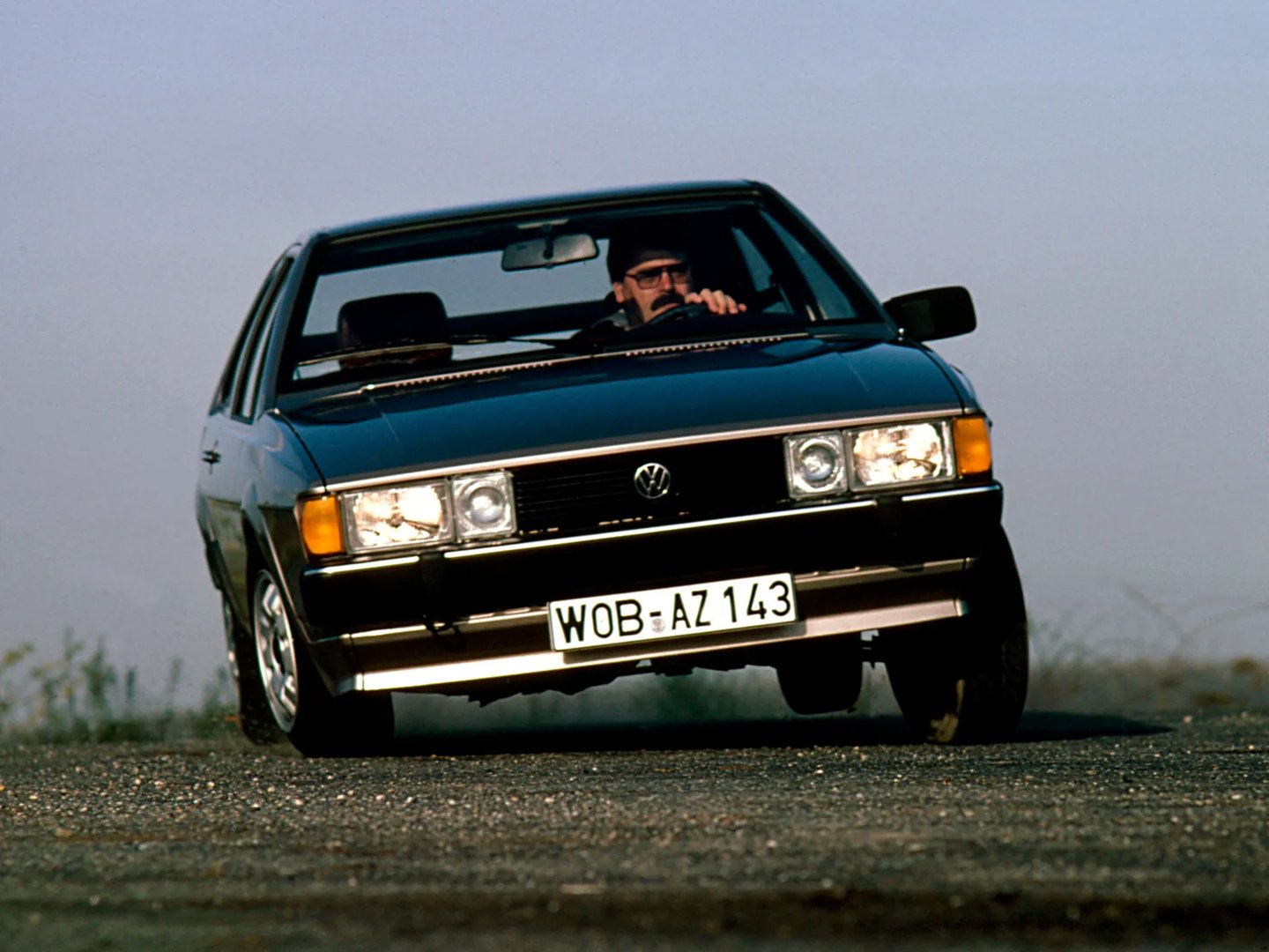 Volkswagen_Scirocco_2_generation__Hatchback_3-door__7.jpg