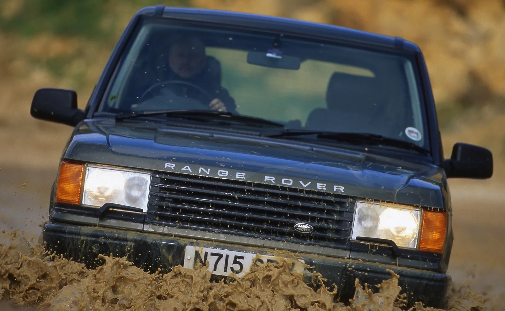 Land Rover_Range_Rover_2_generation__SUV_5-doors__6.jpg