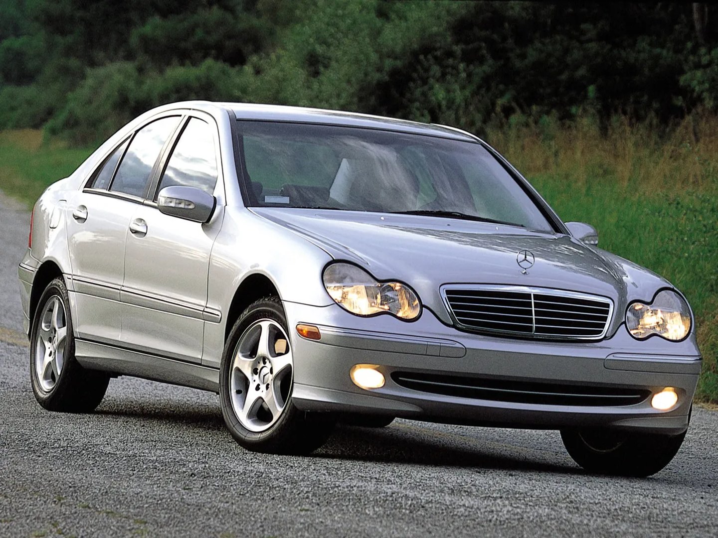 Mercedes_C-Class_2_generation__Sedan__6.jpg