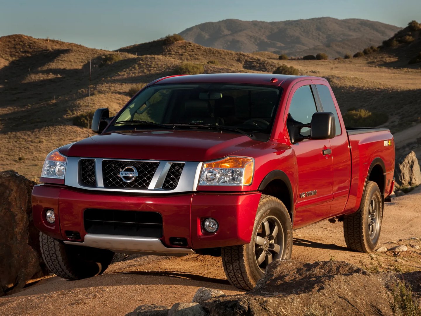 Nissan_Titan_1_generation_restyling__Pickup_1.5-cab__12.jpg