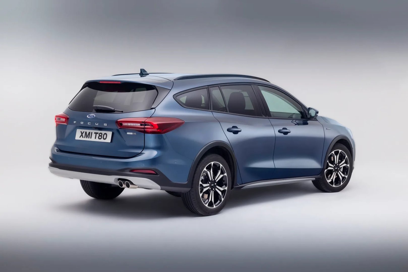 Ford_Focus_4_generation_restyling_1__Estate_5-door__1.jpg