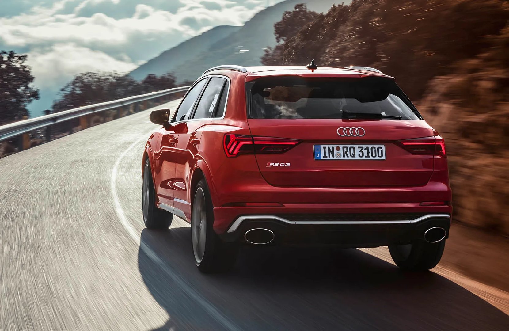 Audi_RS_Q3_2_generation__SUV_5-doors__3.jpg