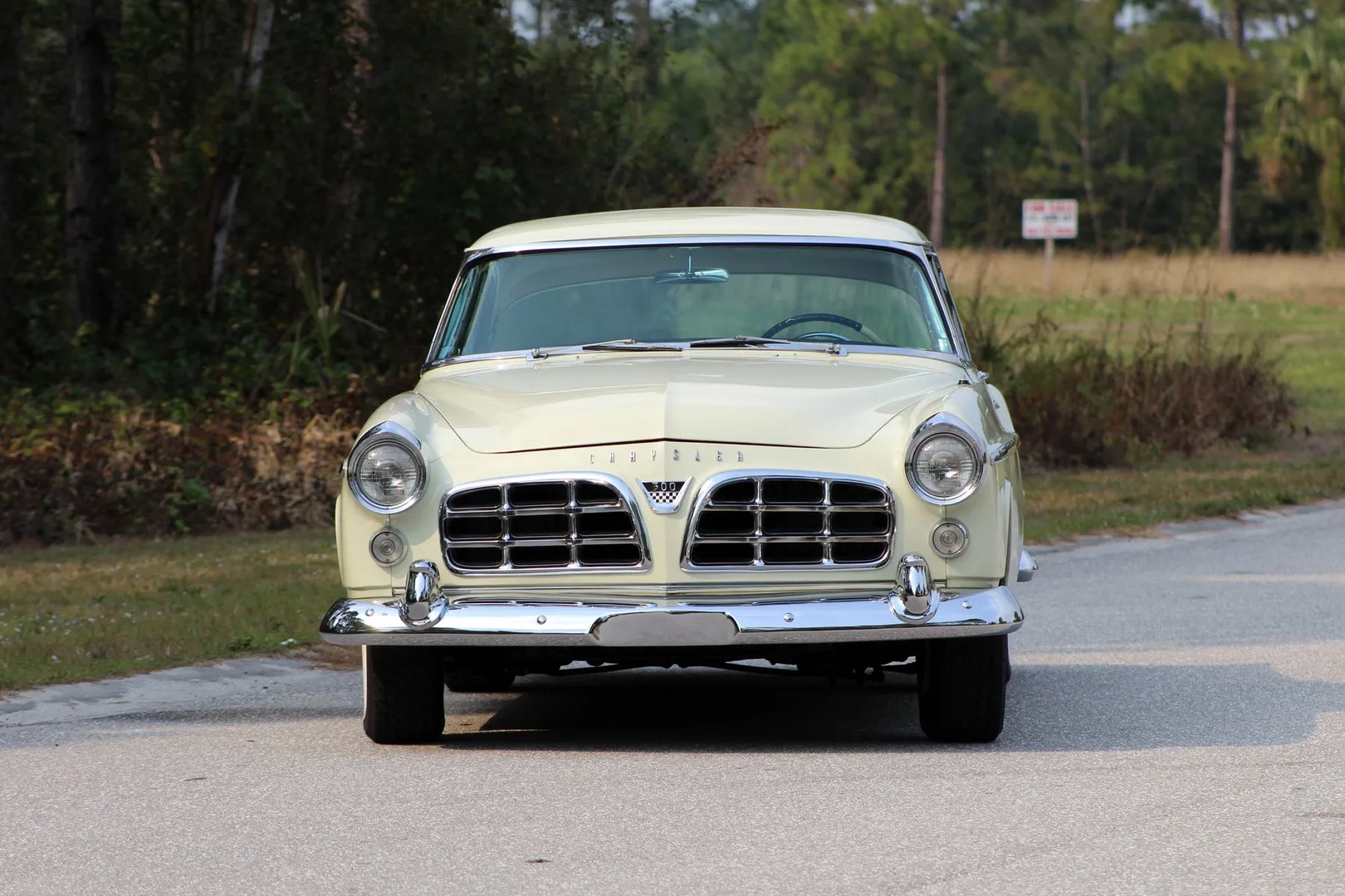 Chrysler_300_Letter_Series_1_generation__Coupe_Hardtop__12.jpg