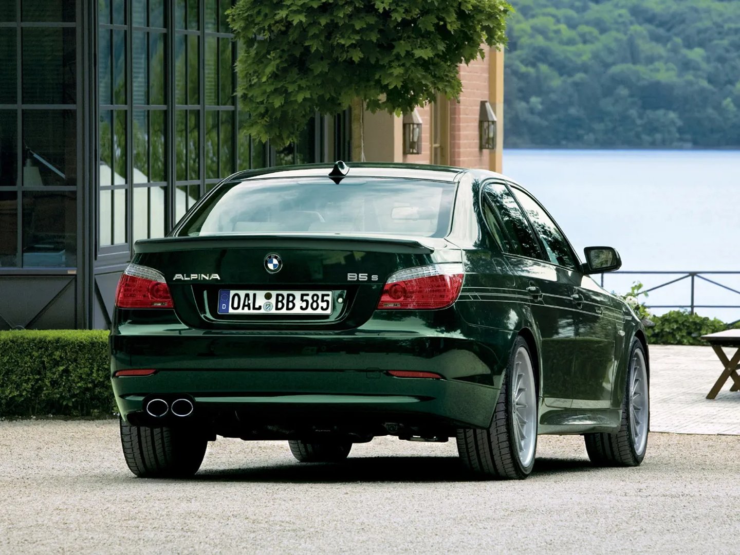 Alpina_B5_1_generation_restyling__Sedan__3.jpg