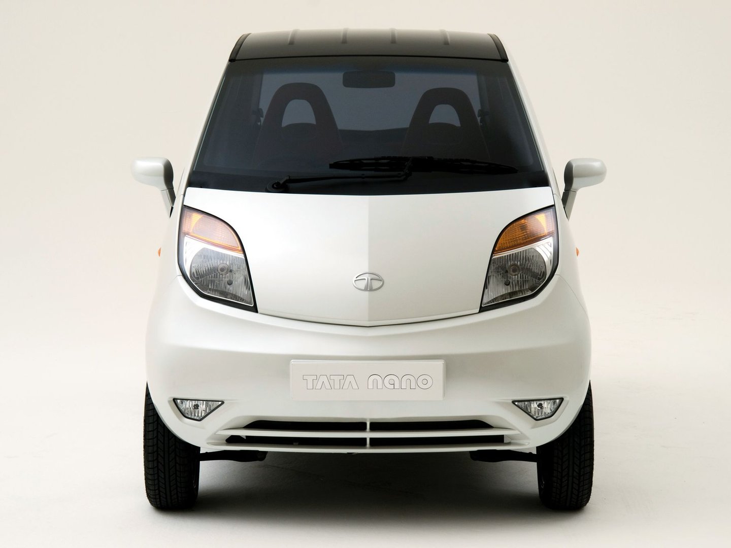 tata_Nano_1_generation__Hatchback_4-door__26.jpg