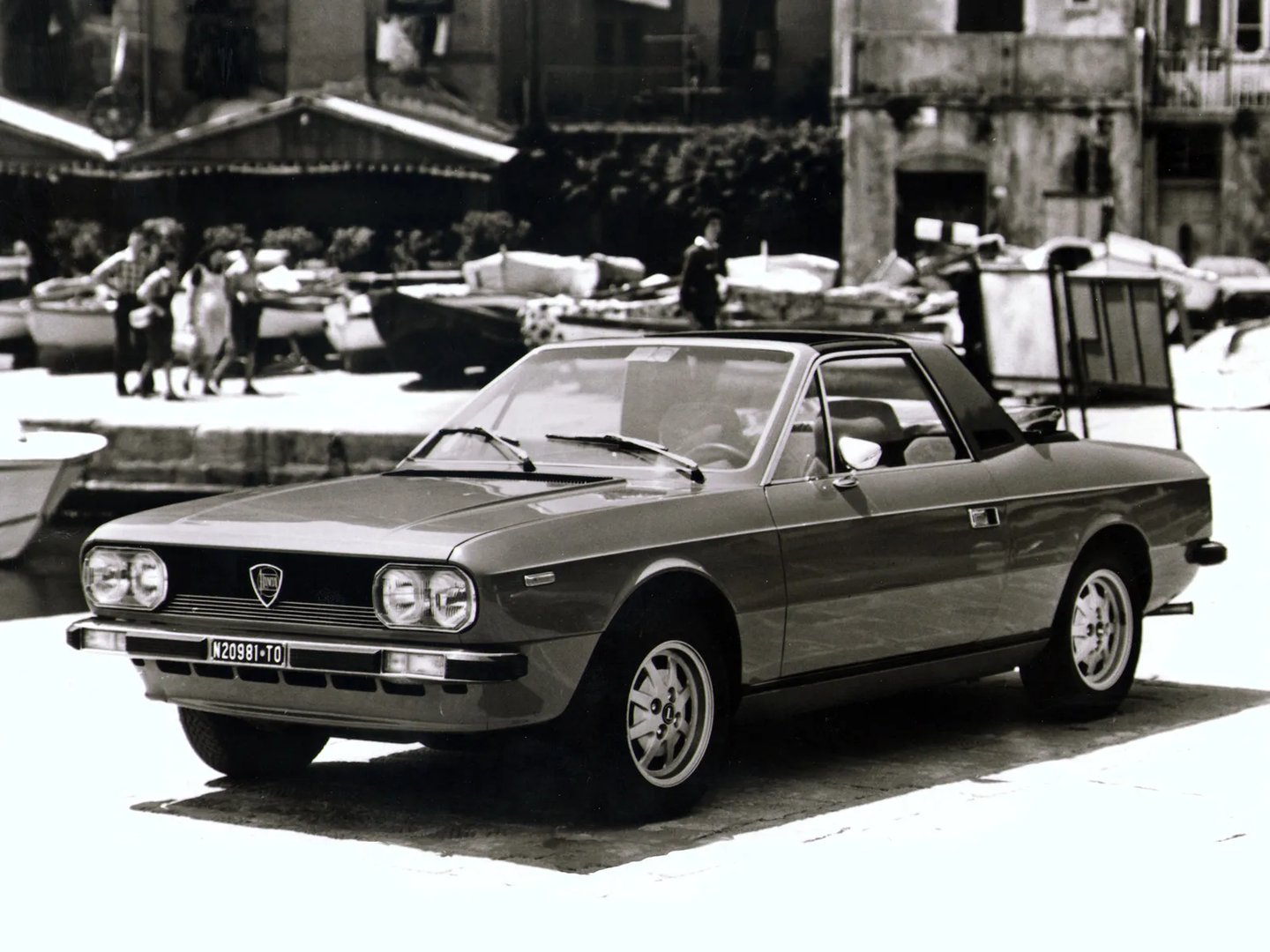 Lancia_Beta_1_generation__Targa__13.jpg