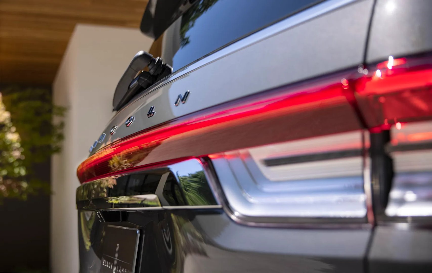 Lincoln_Navigator_4_generation_restyling_1__SUV_5-doors__7.jpg