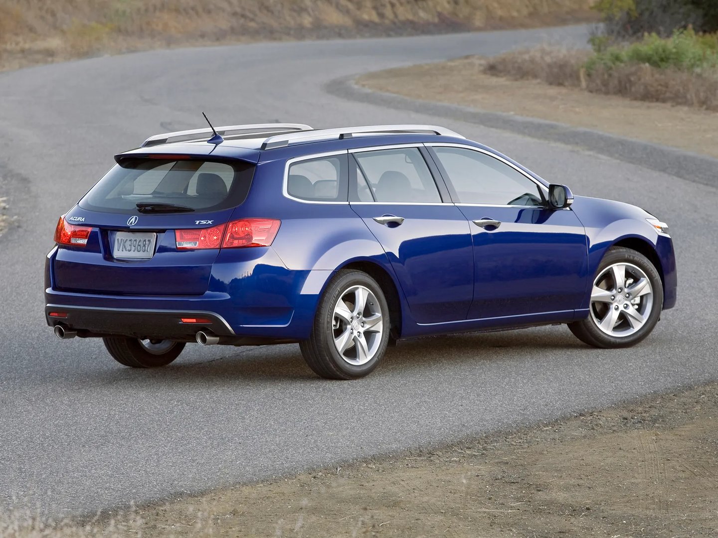 Acura_TSX_2_generation__Estate_5-door__5.jpg