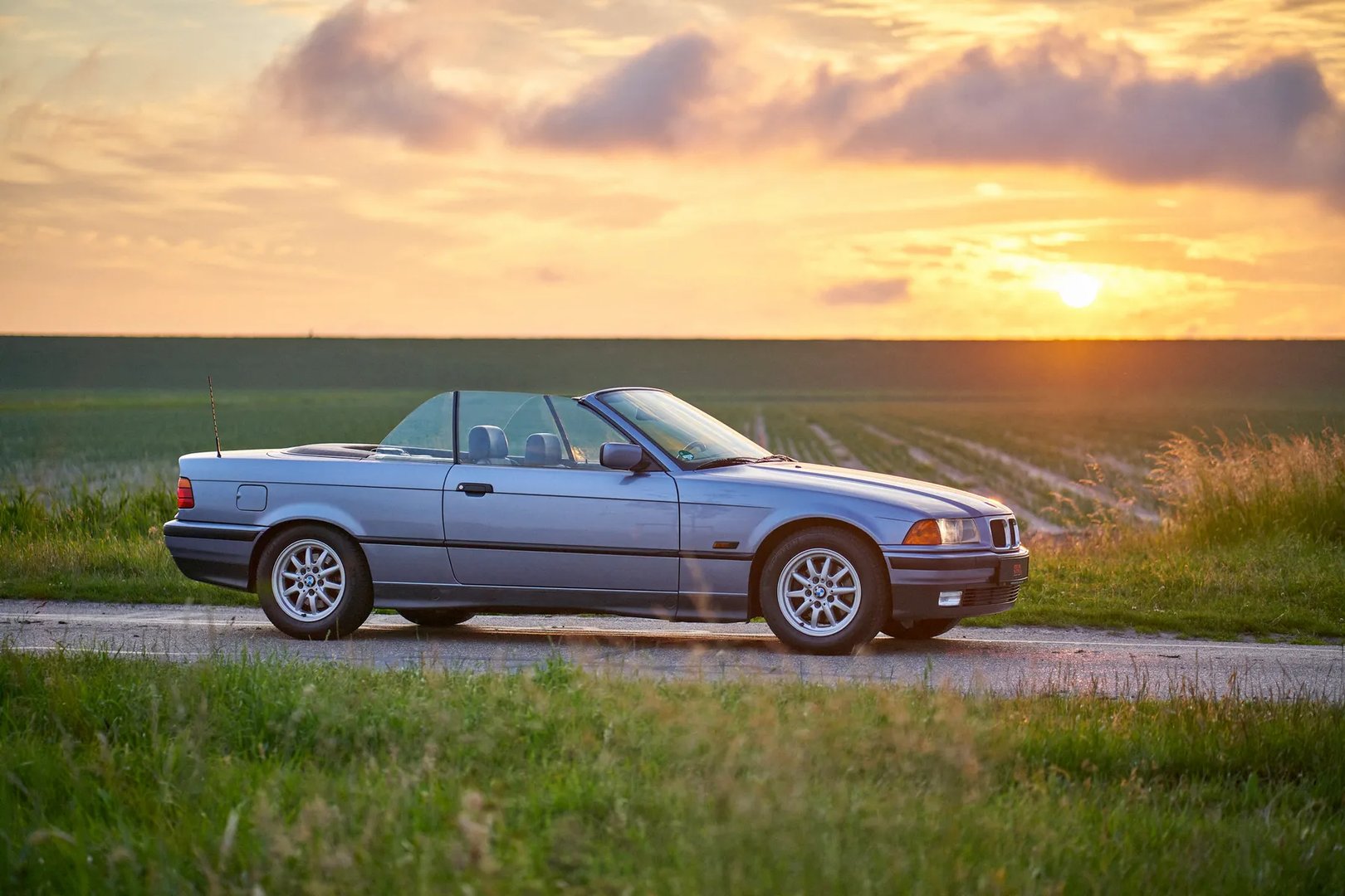 BMW_3_series_3_generation__Cabrio__6.jpg