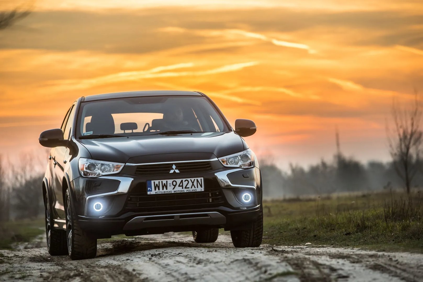 Mitsubishi_ASX_1_generation_restyling_2__SUV_5-doors__3.jpg