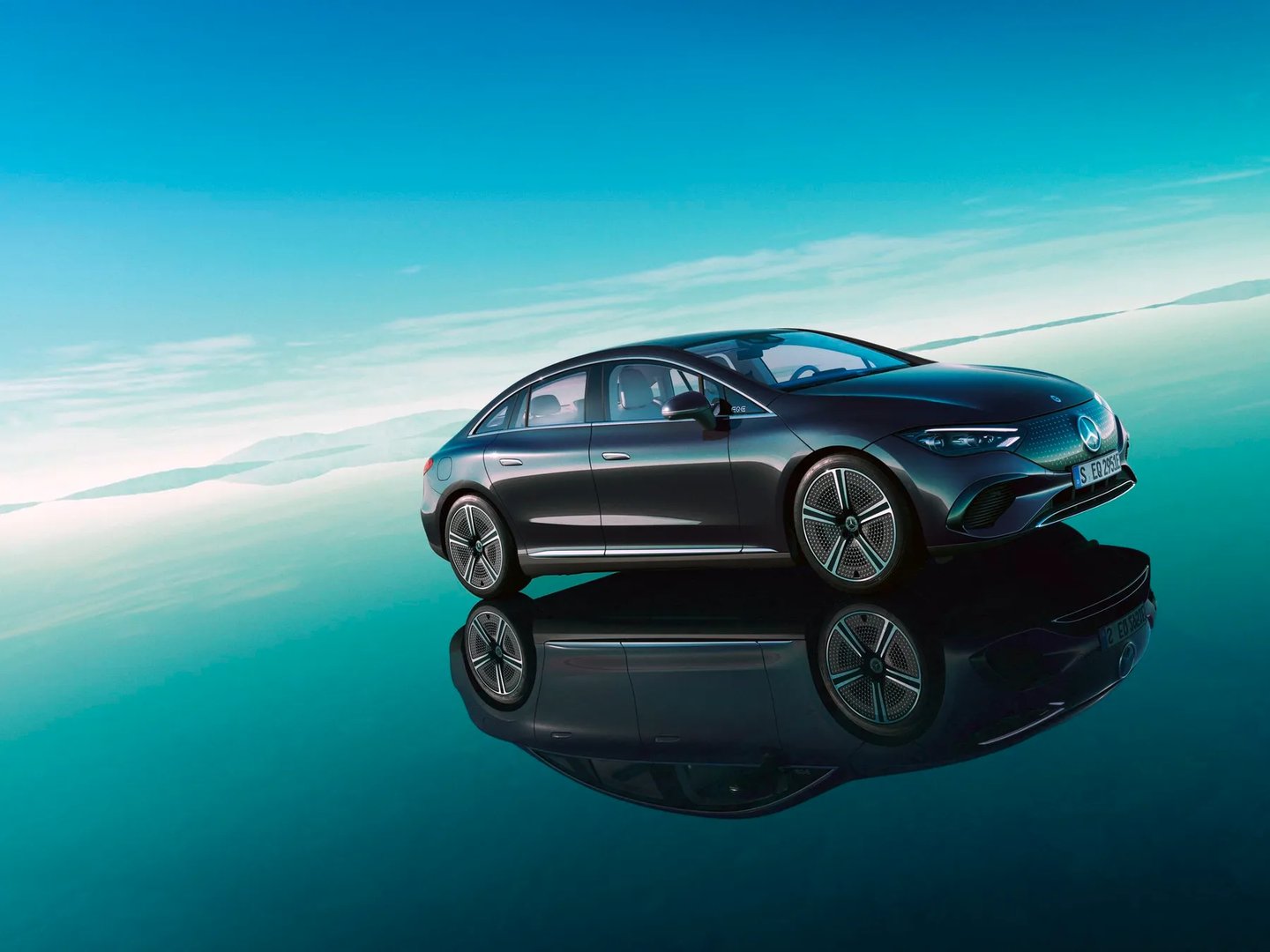 Mercedes_EQE_1_generation__Sedan__6.jpg