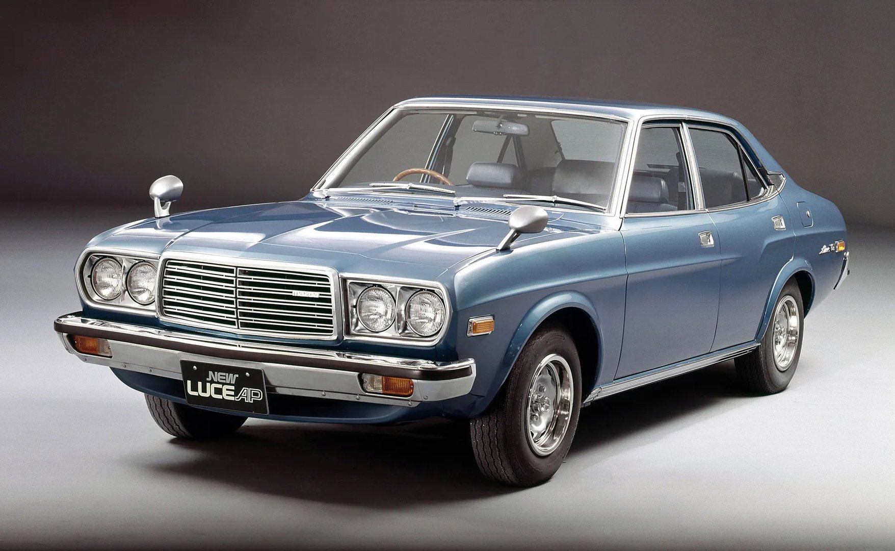 Mazda_Luce_2_generation__Sedan__2.jpg