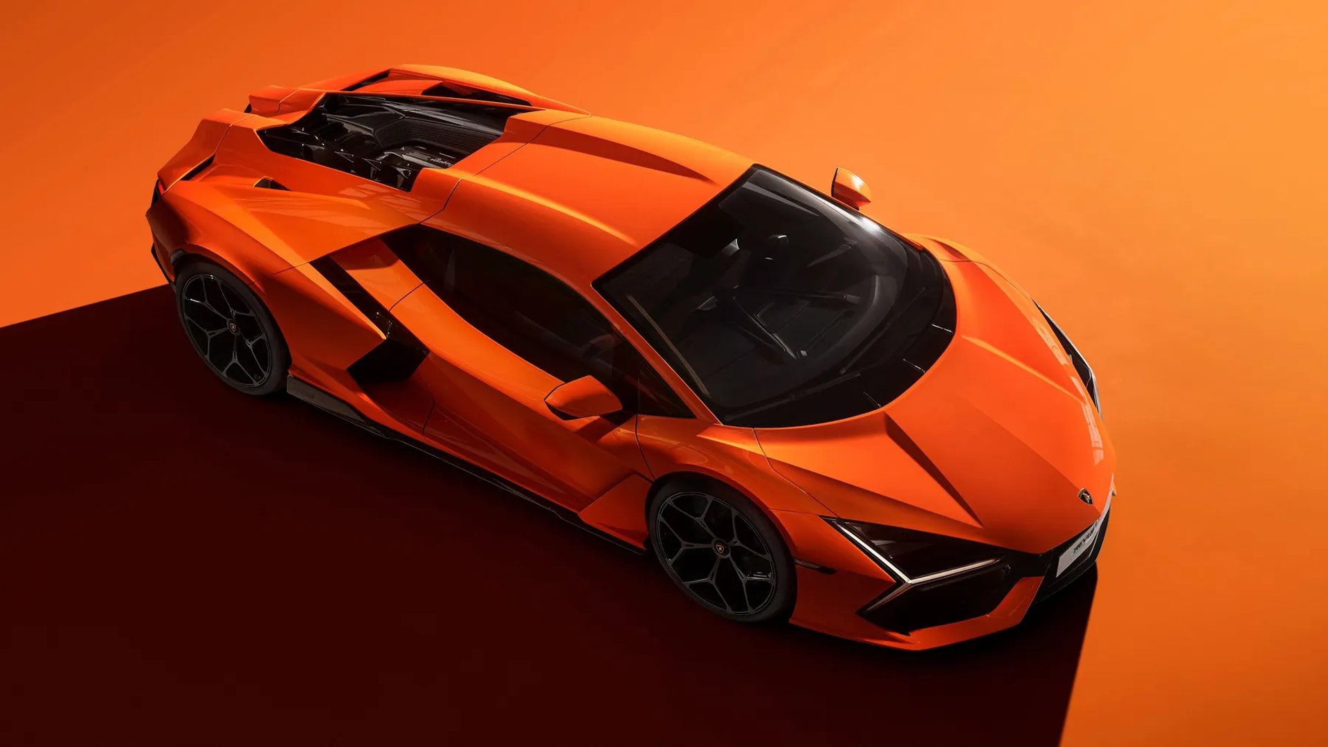 Lamborghini_Revuelto:_Stunning_Supercar_Model__1_generation__Coupe__1.jpg