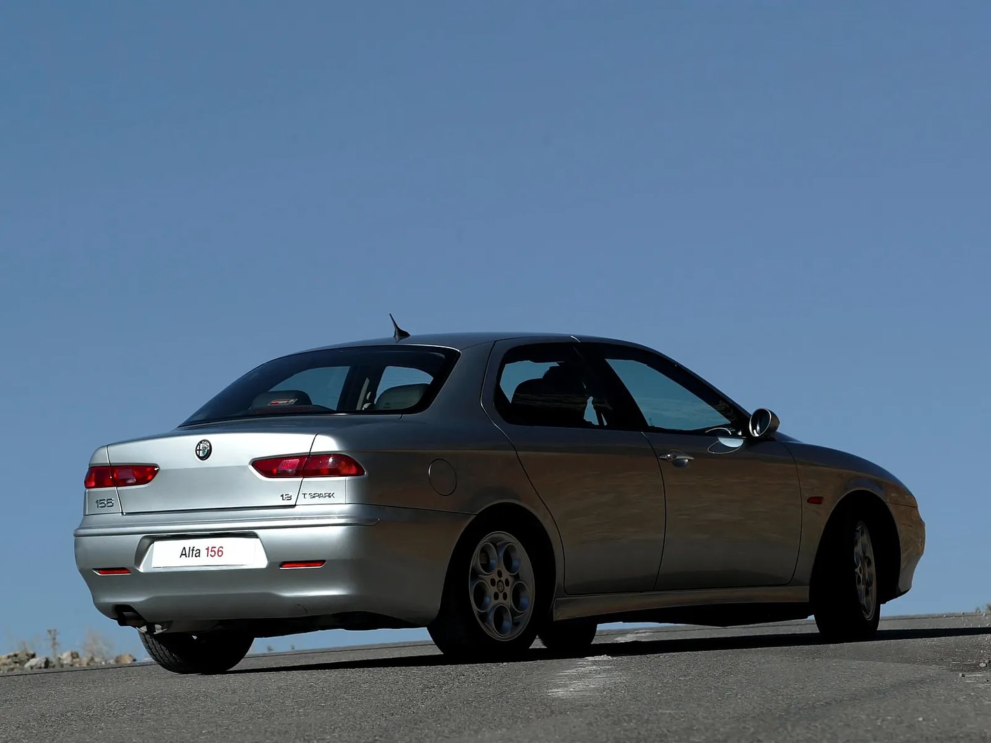 Alfa Romeo_156_1_generation_restyling_1__Sedan__3.jpg