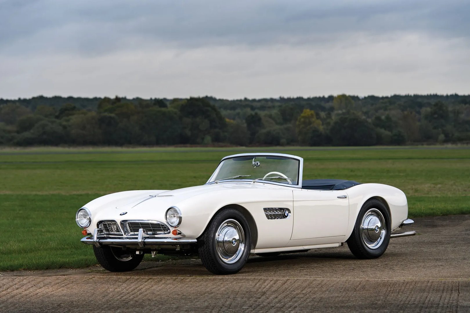 BMW_507_1_generation__Cabrio__11.jpg