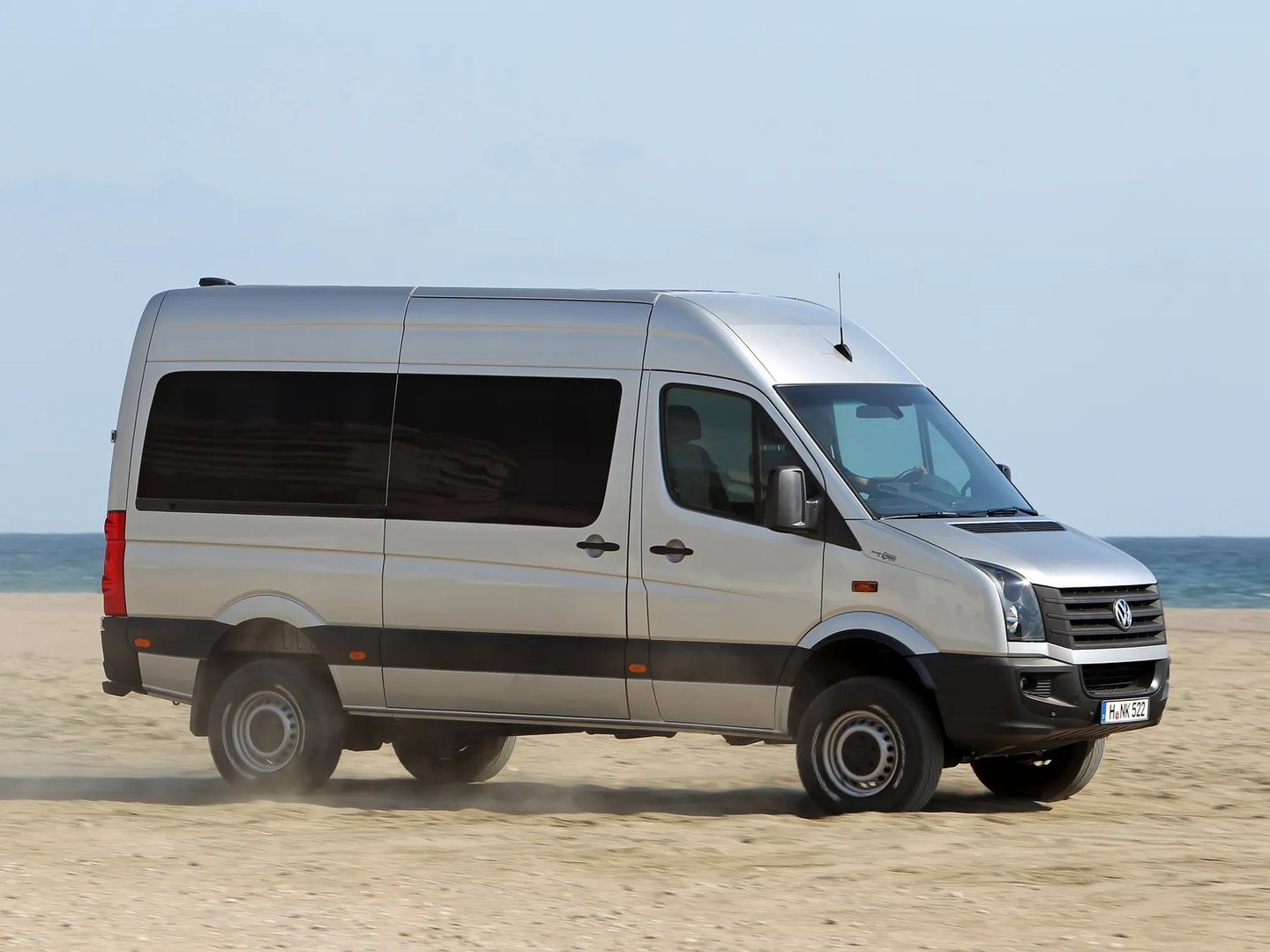 Volkswagen_Crafter_1_generation_restyling_1__Minivan__2.jpg