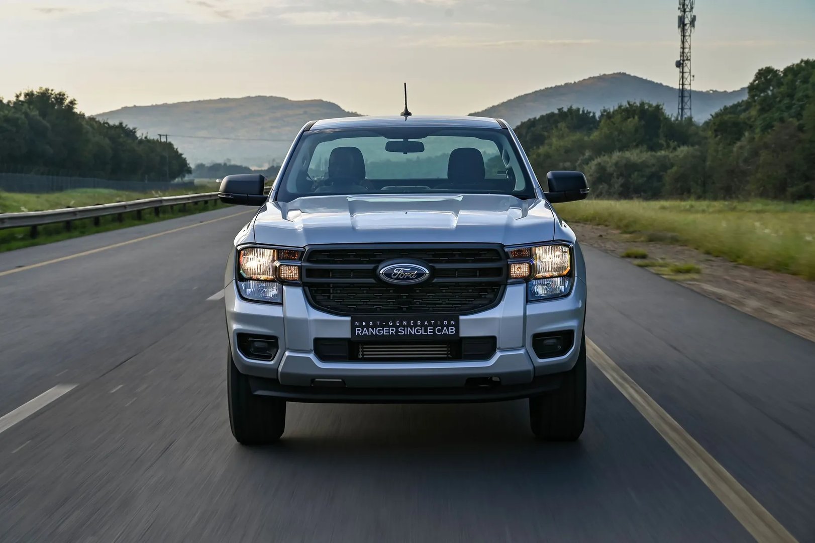 Ford_Ranger_4_generation__Pickup_single-cab__2.jpg
