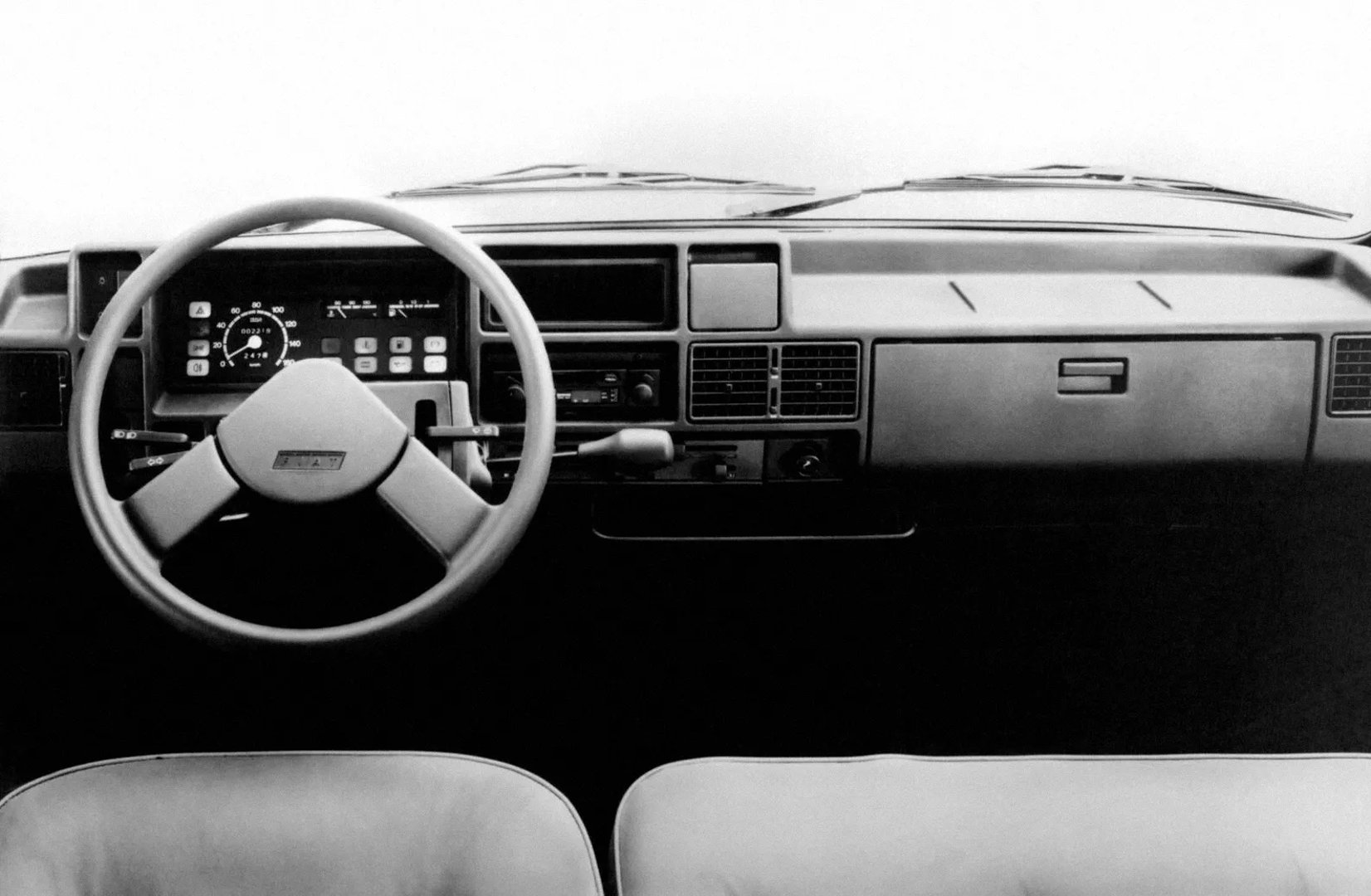 Fiat_Ducato_1_generation__Van__10.jpg