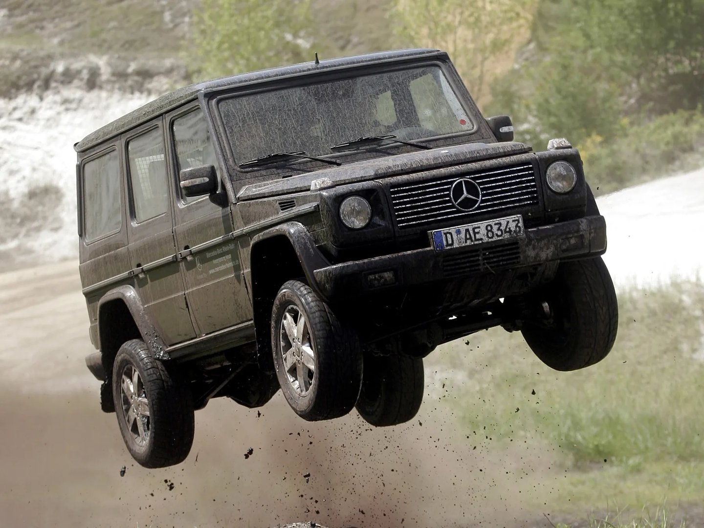 Mercedes_G-Class_2_generation_restyling_3__SUV_5-doors__11.jpg