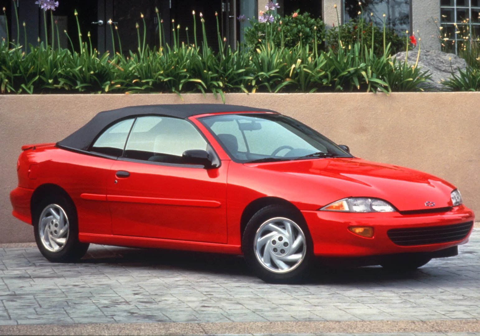 Chevrolet_Cavalier_3_generation__Cabrio__1.jpg