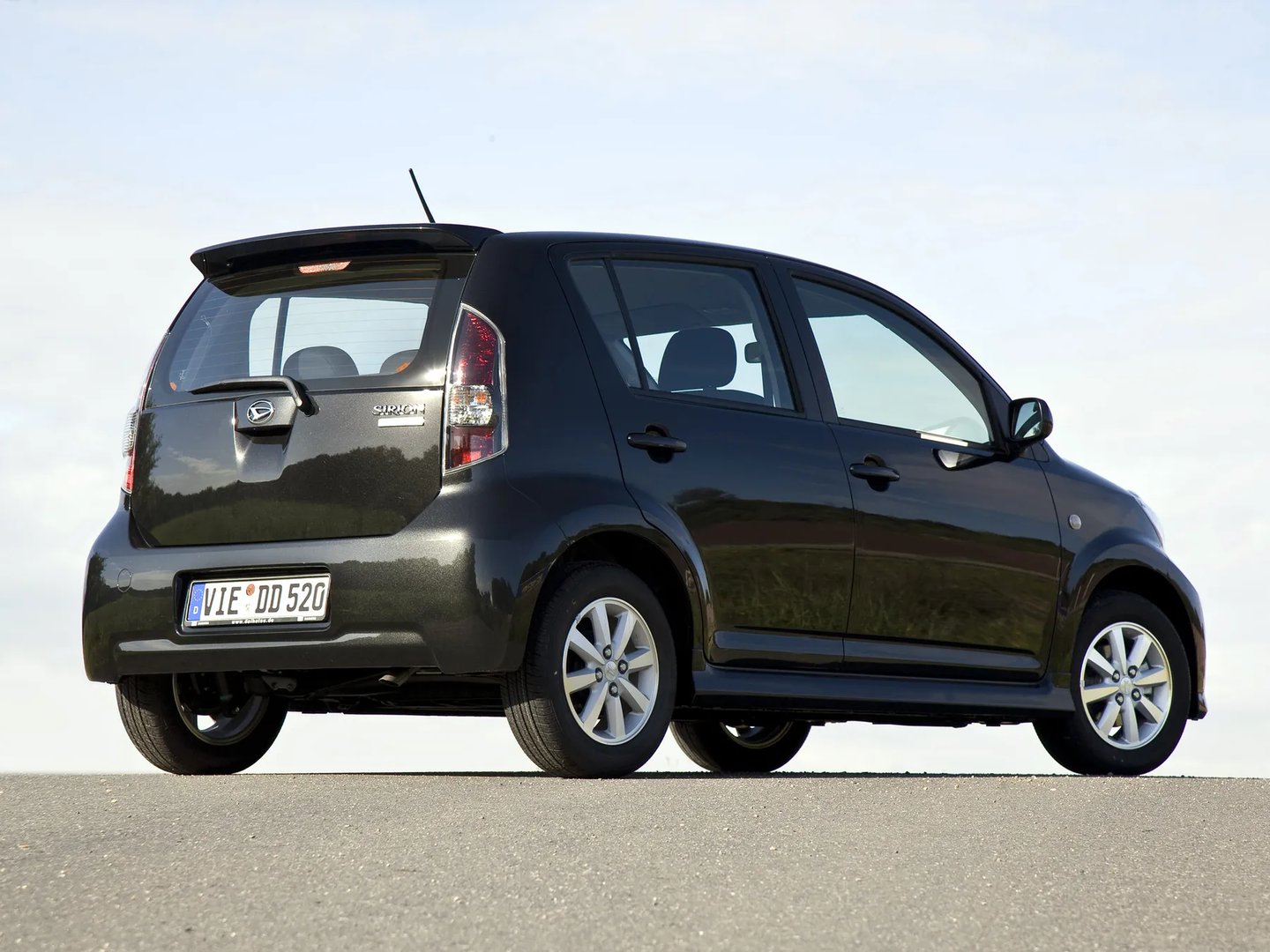 Daihatsu_Sirion_2_generation_restyling__Mini_5-doors__5.jpg