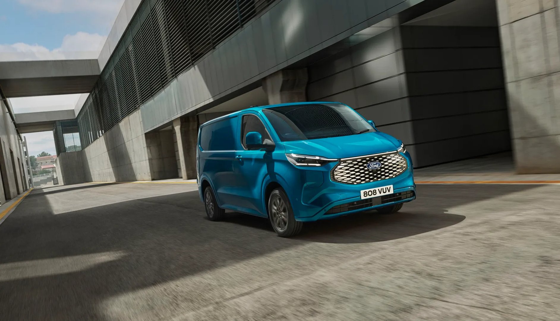 Ford_Transit_Custom_2_generation__Van__4.jpg