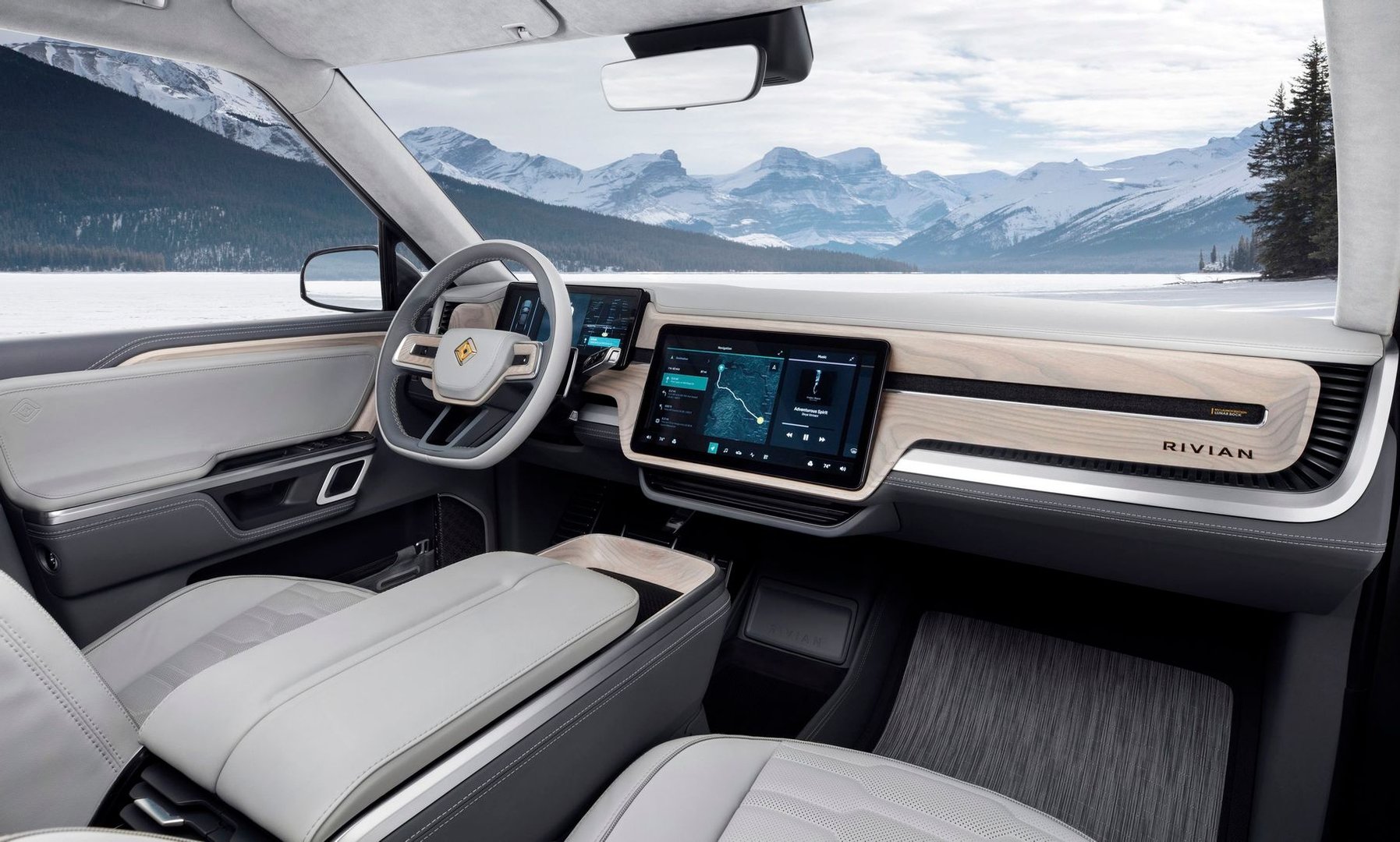 rivian_R1S_1_generation__SUV_5-doors__13.jpg