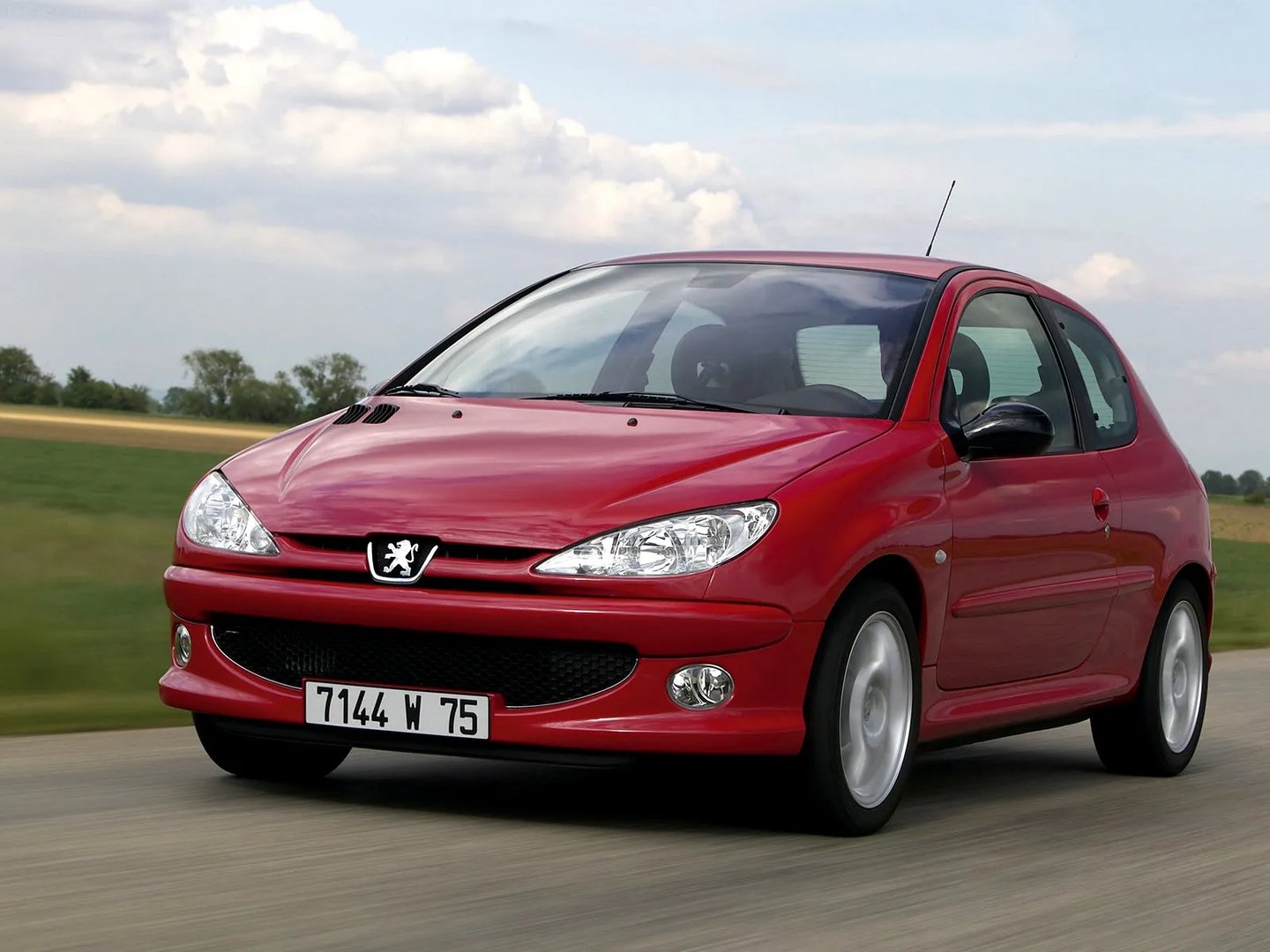 Peugeot_206_1_generation__Mini_3-doors__1.jpg
