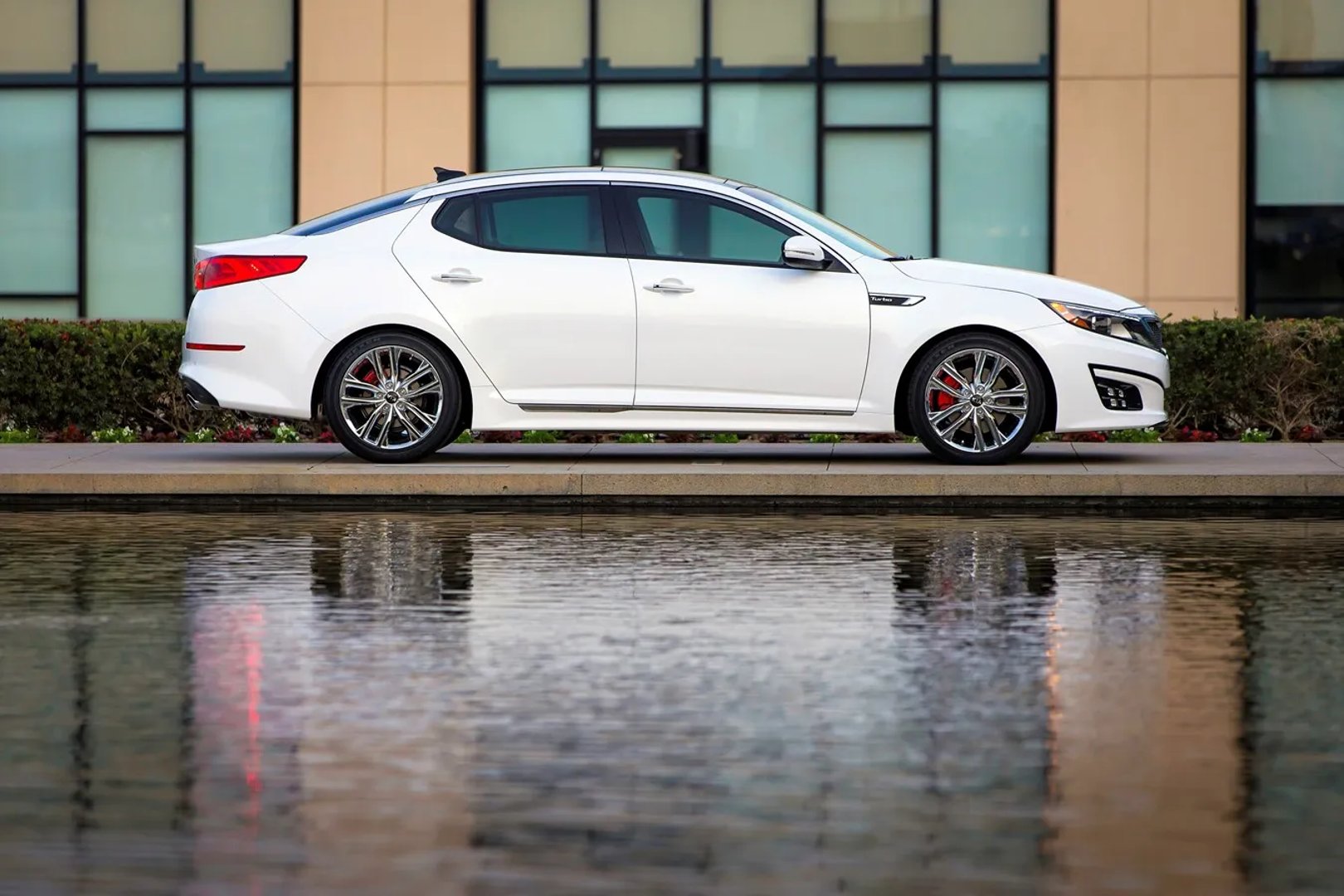 Kia_Optima_3_generation_restyling__Sedan__6.jpg