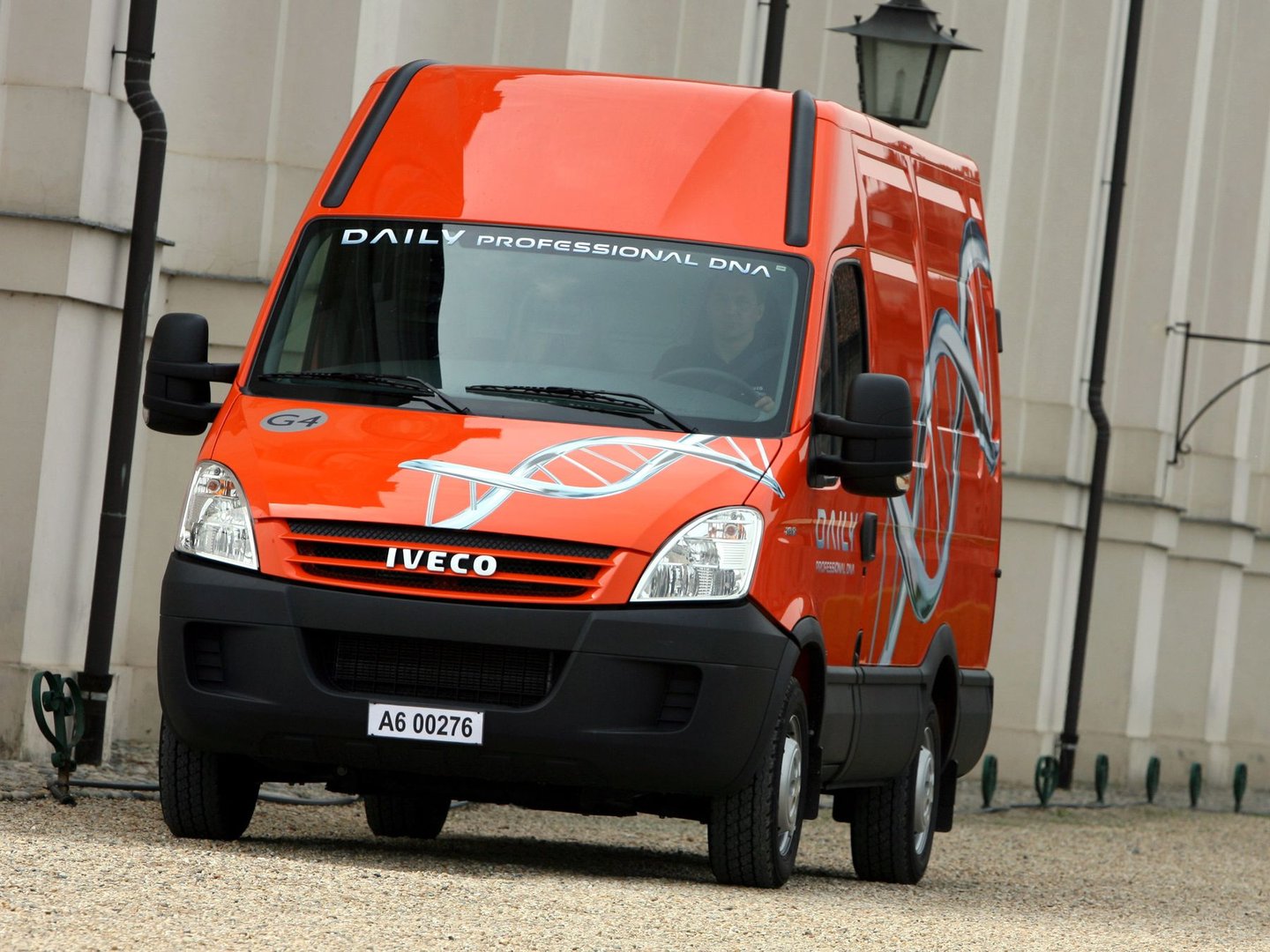 iveco_Daily_2_generation_restyling_1__Van__16.jpg