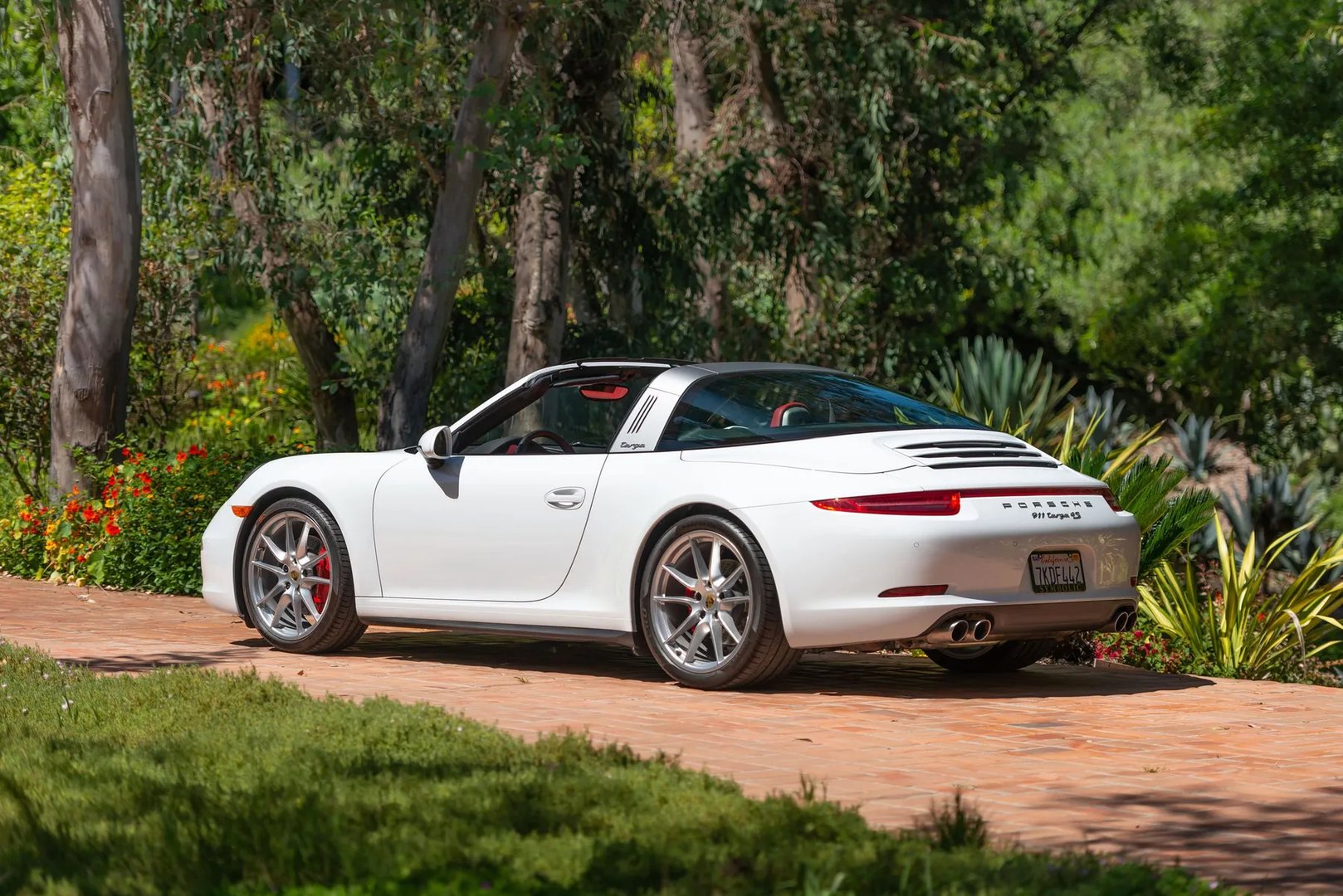 Porsche_911_7_generation__Targa__4.jpg