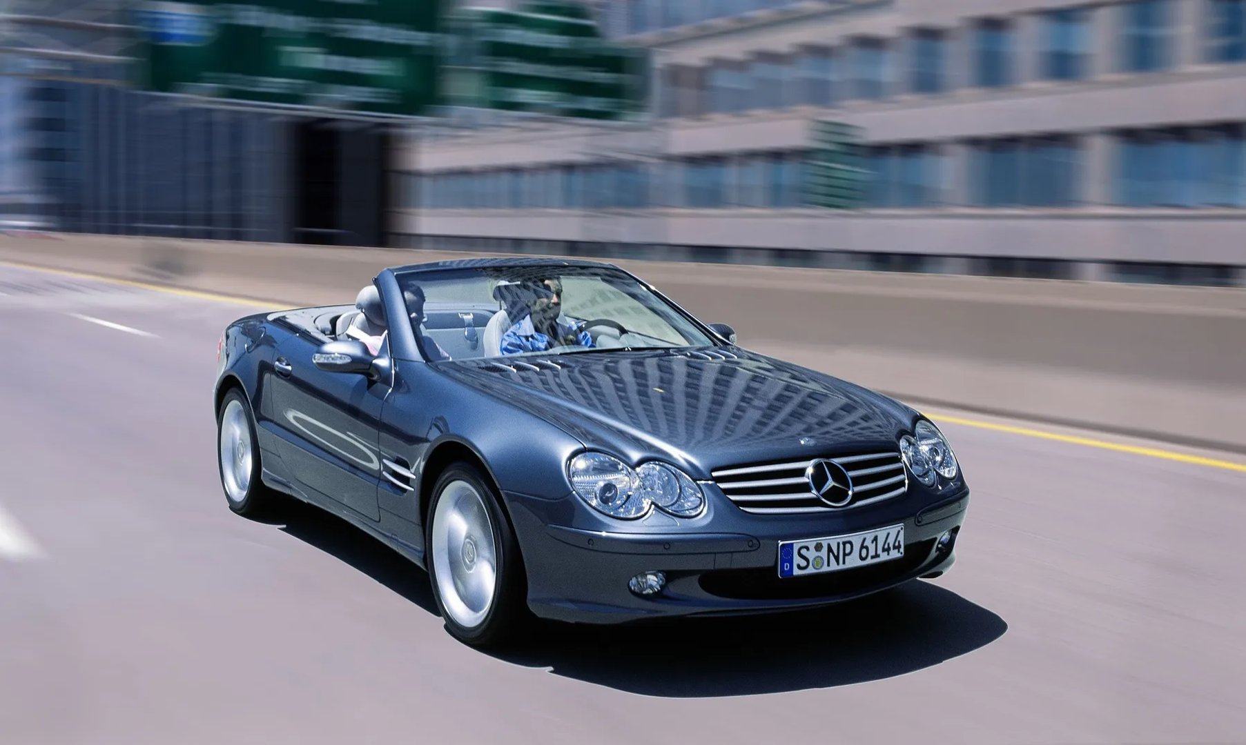 Mercedes_SL-Class_5_generation__Roadster__4.jpg
