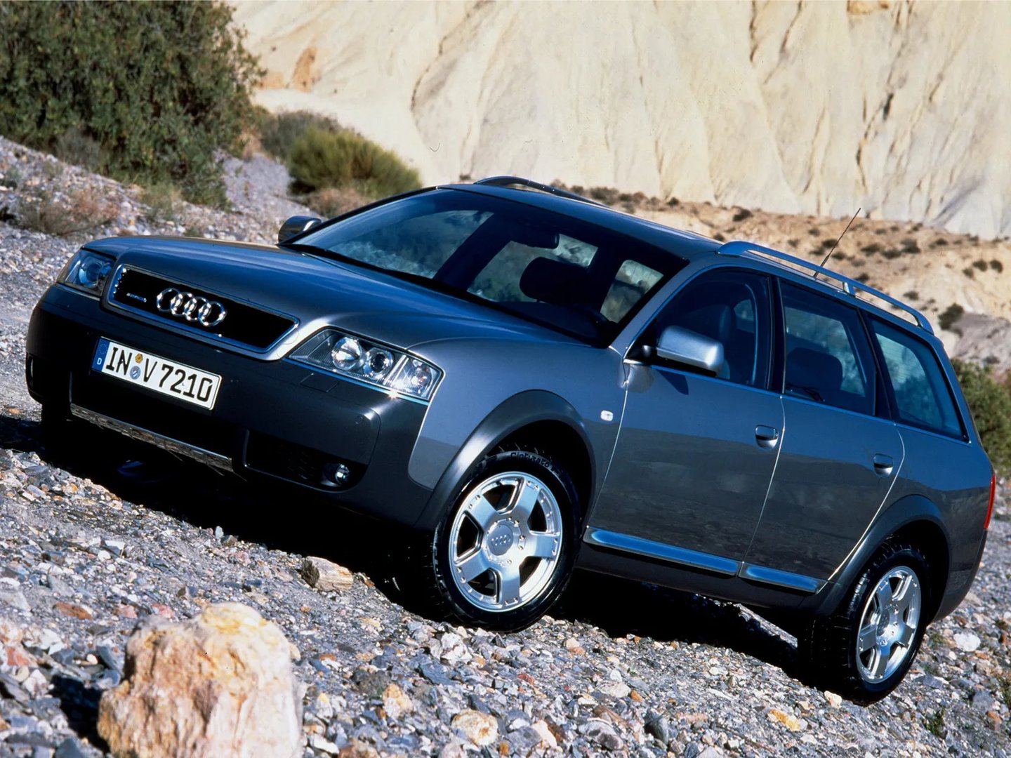Audi_A6_allroad_1_generation__Estate_5-door__8.jpg