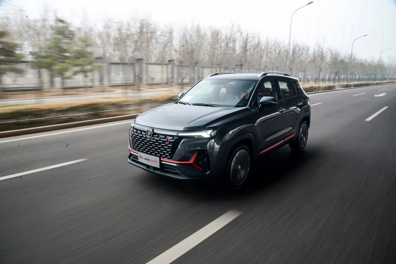 Changan_CS35_Plus_1_generation_restyling__SUV_5-doors__9.jpg