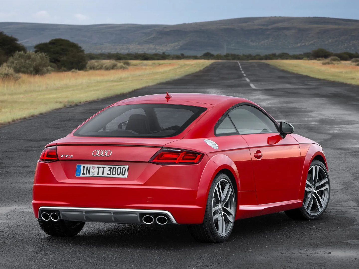 Audi_TTS_3_generation__Coupe__2.jpg