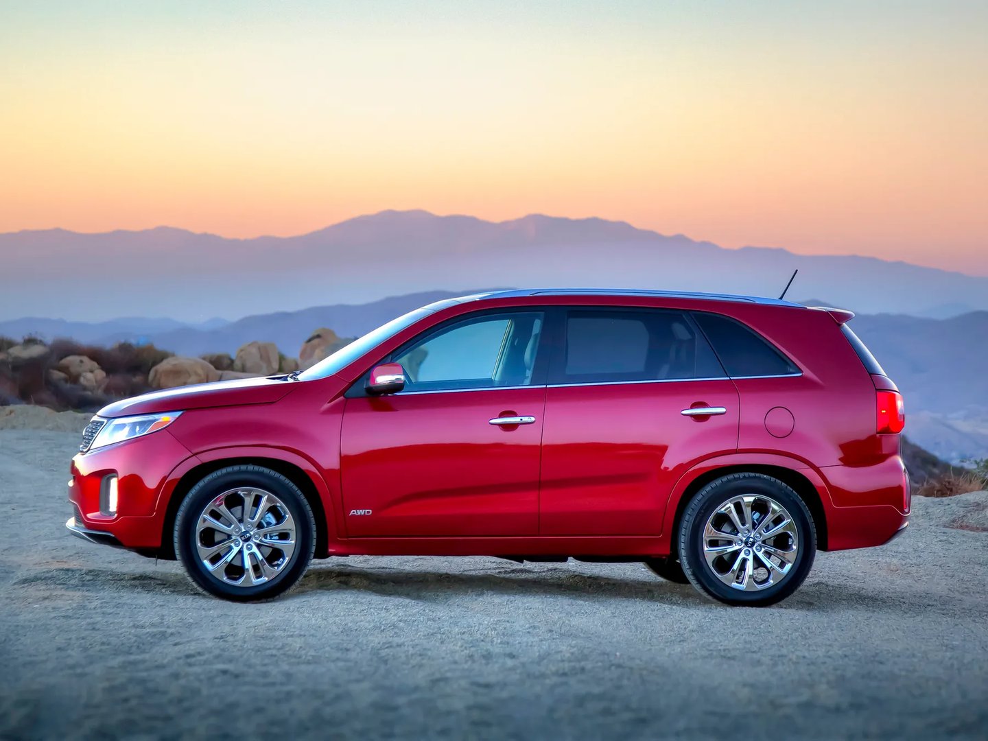 Kia_Sorento_2_generation_restyling__SUV_5-doors__12.jpg