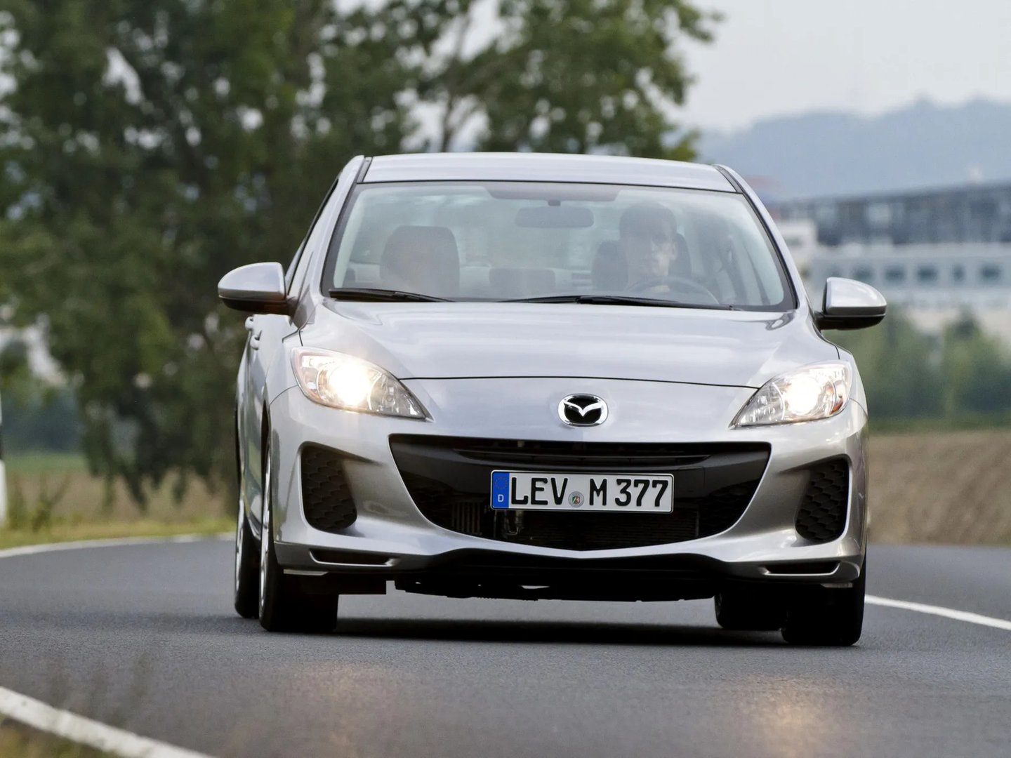 Mazda_3_2_generation_restyling__Sedan__6.jpg