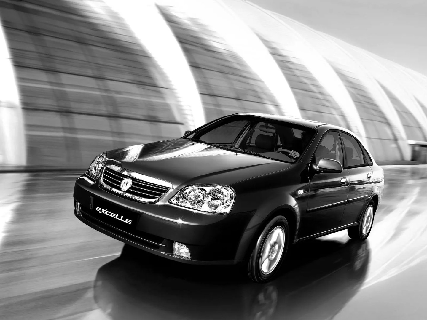 Buick_Excelle_1_generation__Sedan__6.jpg
