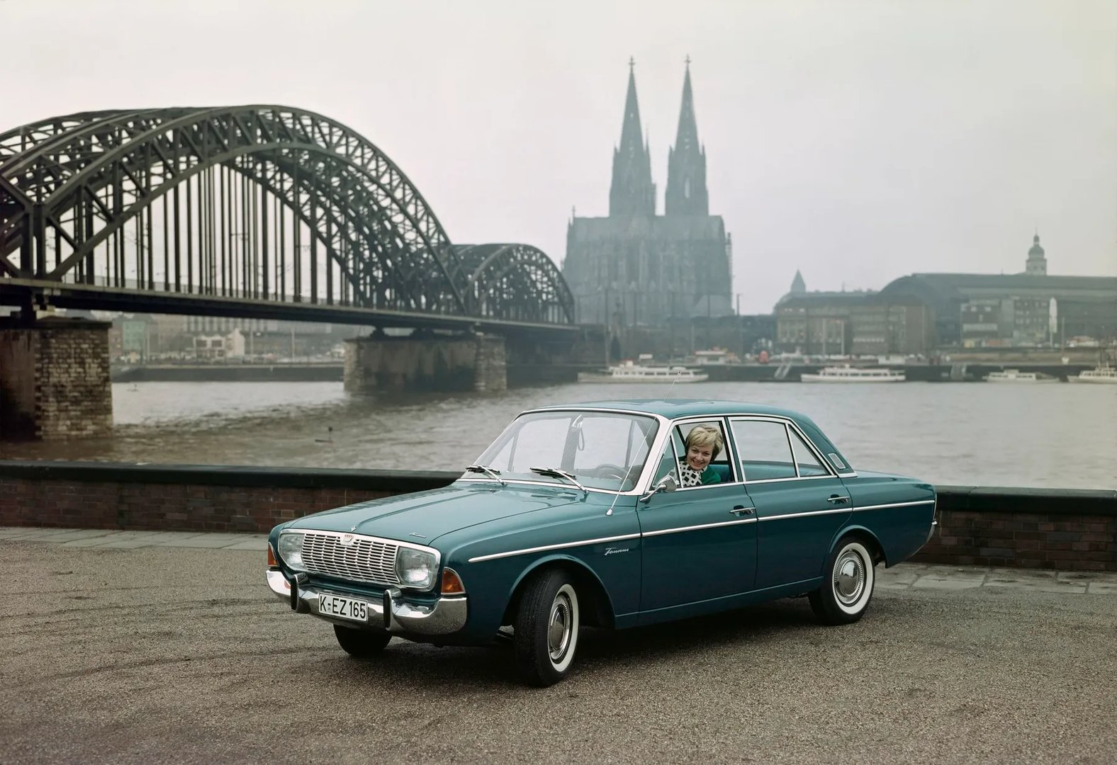 Ford_Taunus_1_generation__Sedan__2.jpg