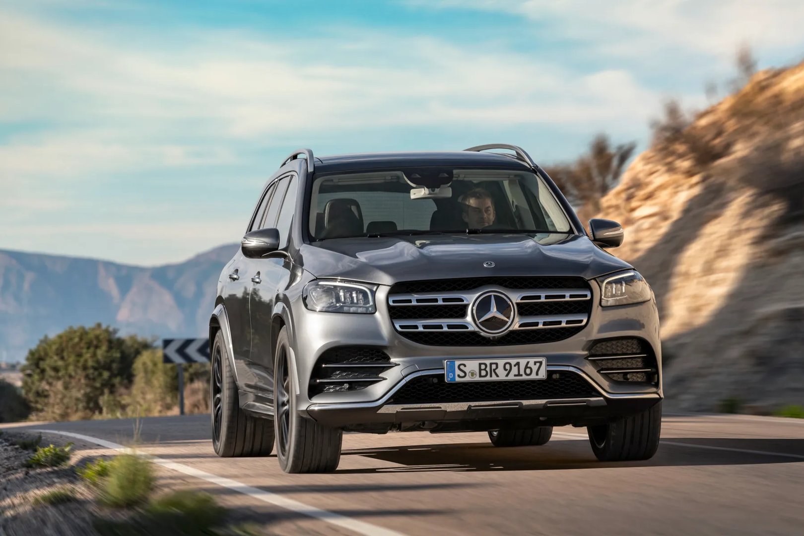 Mercedes_GLS_2_generation__SUV_5-doors__8.jpg