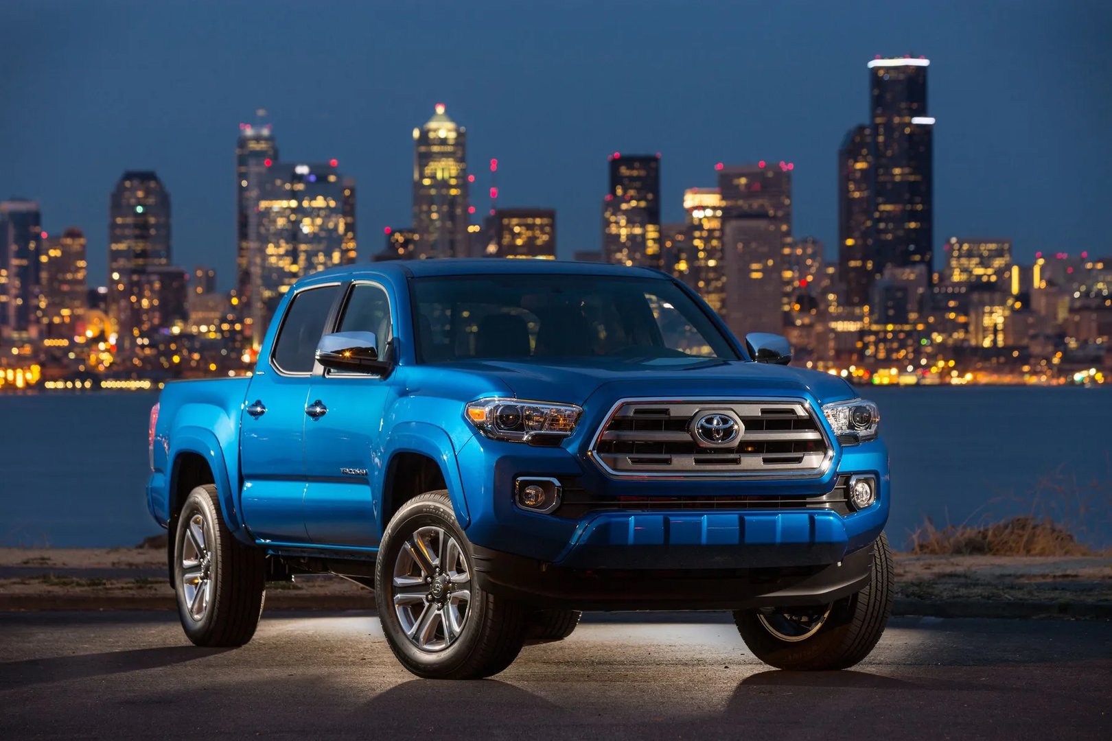 Toyota Tacoma 3 generation  Pickup double-cab