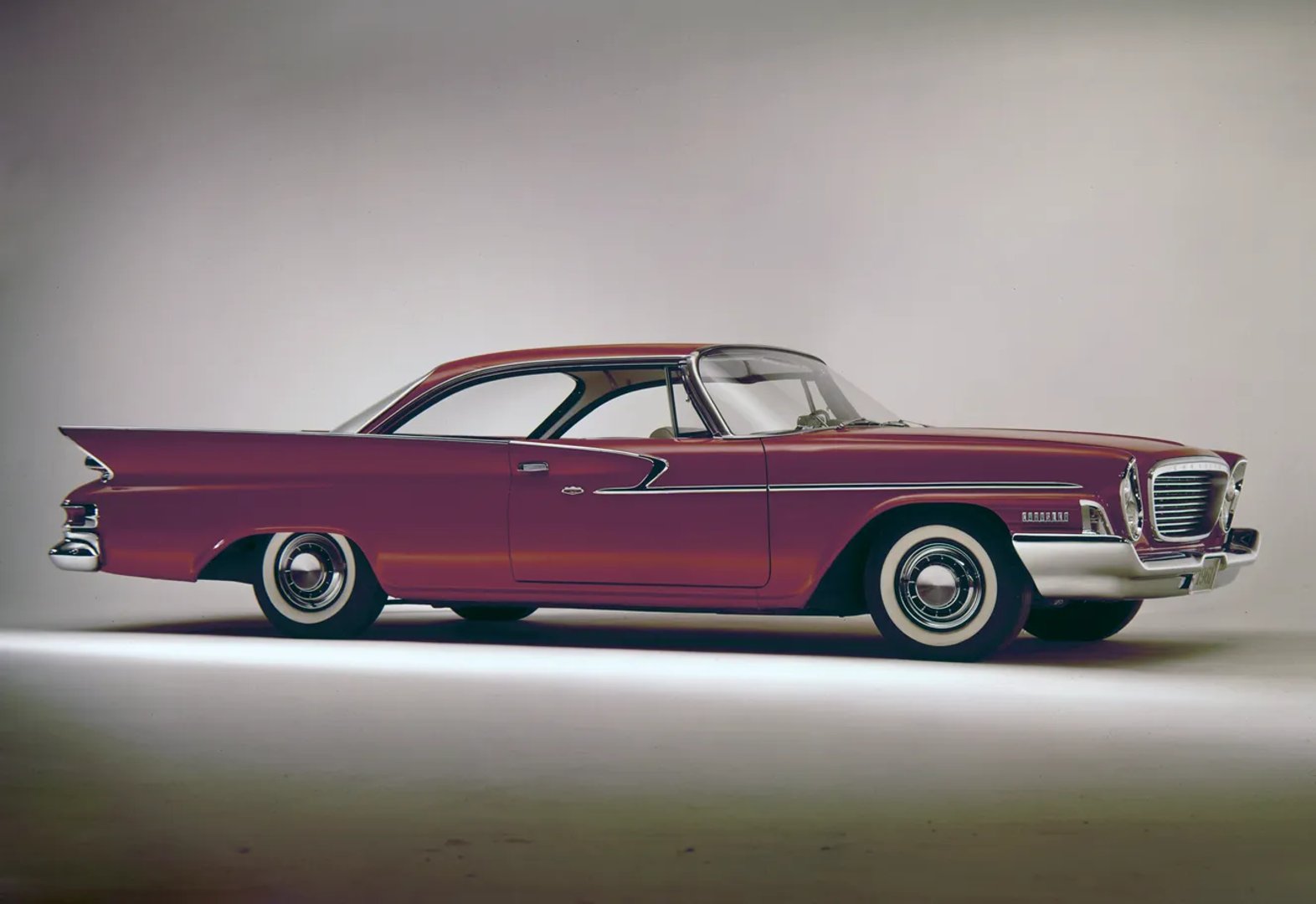 Chrysler_New_Yorker_6_generation__Coupe_Hardtop__2.jpg
