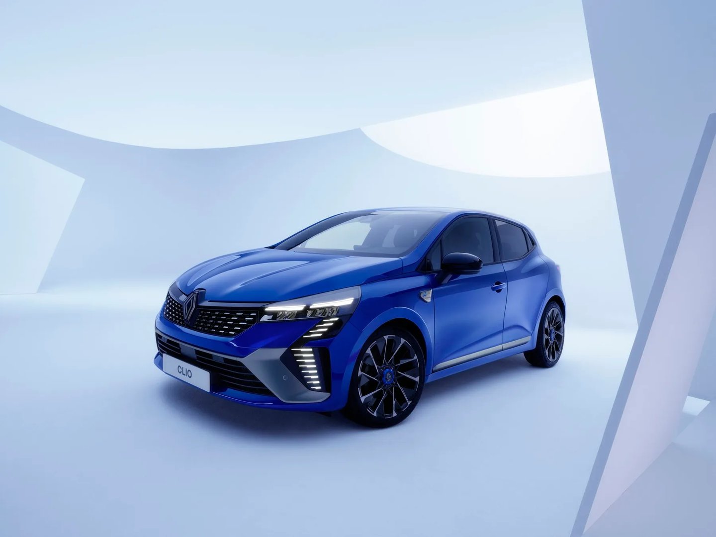 5 generation, restyling 