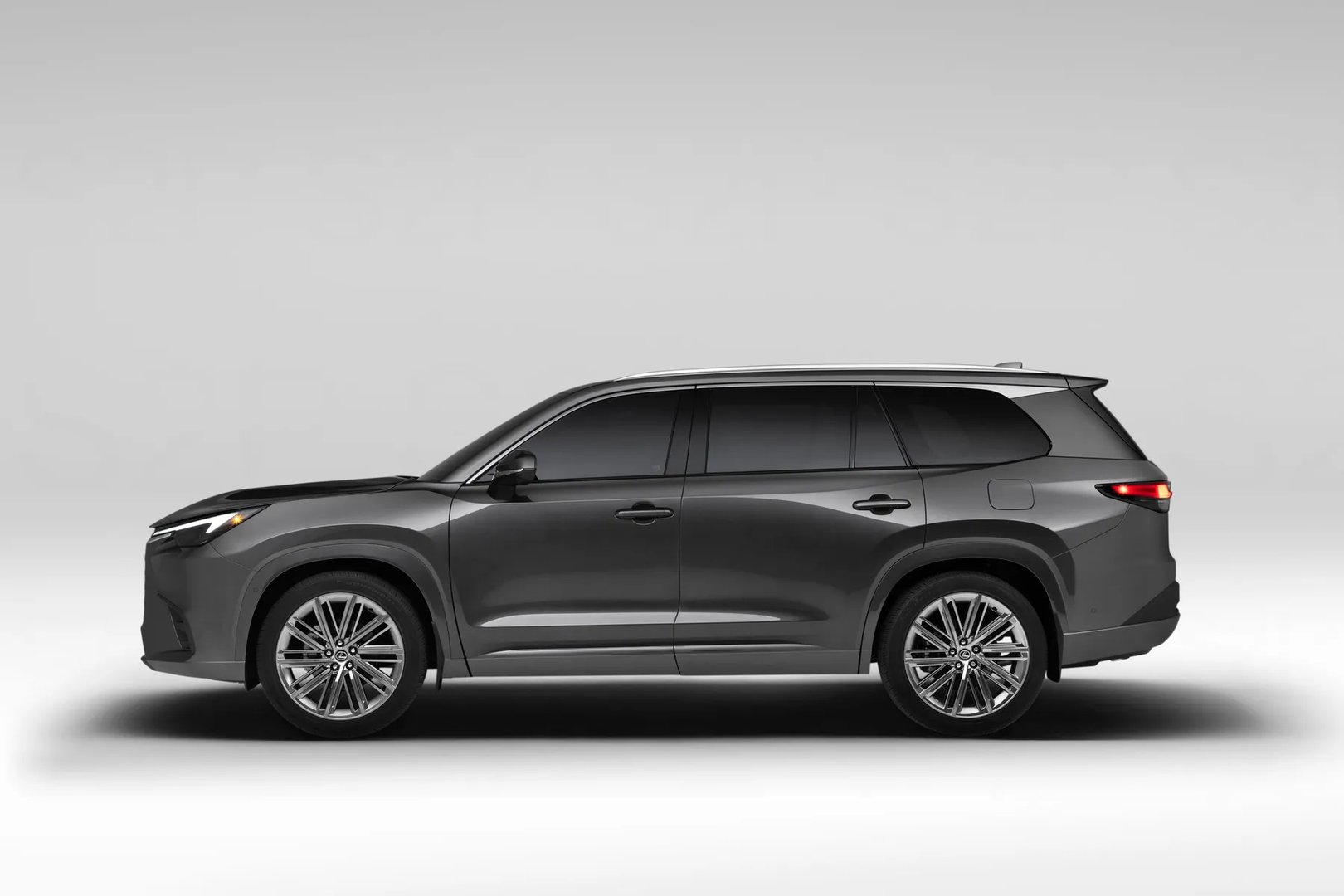 Lexus_TX_1_generation__SUV_5-doors__2.jpg