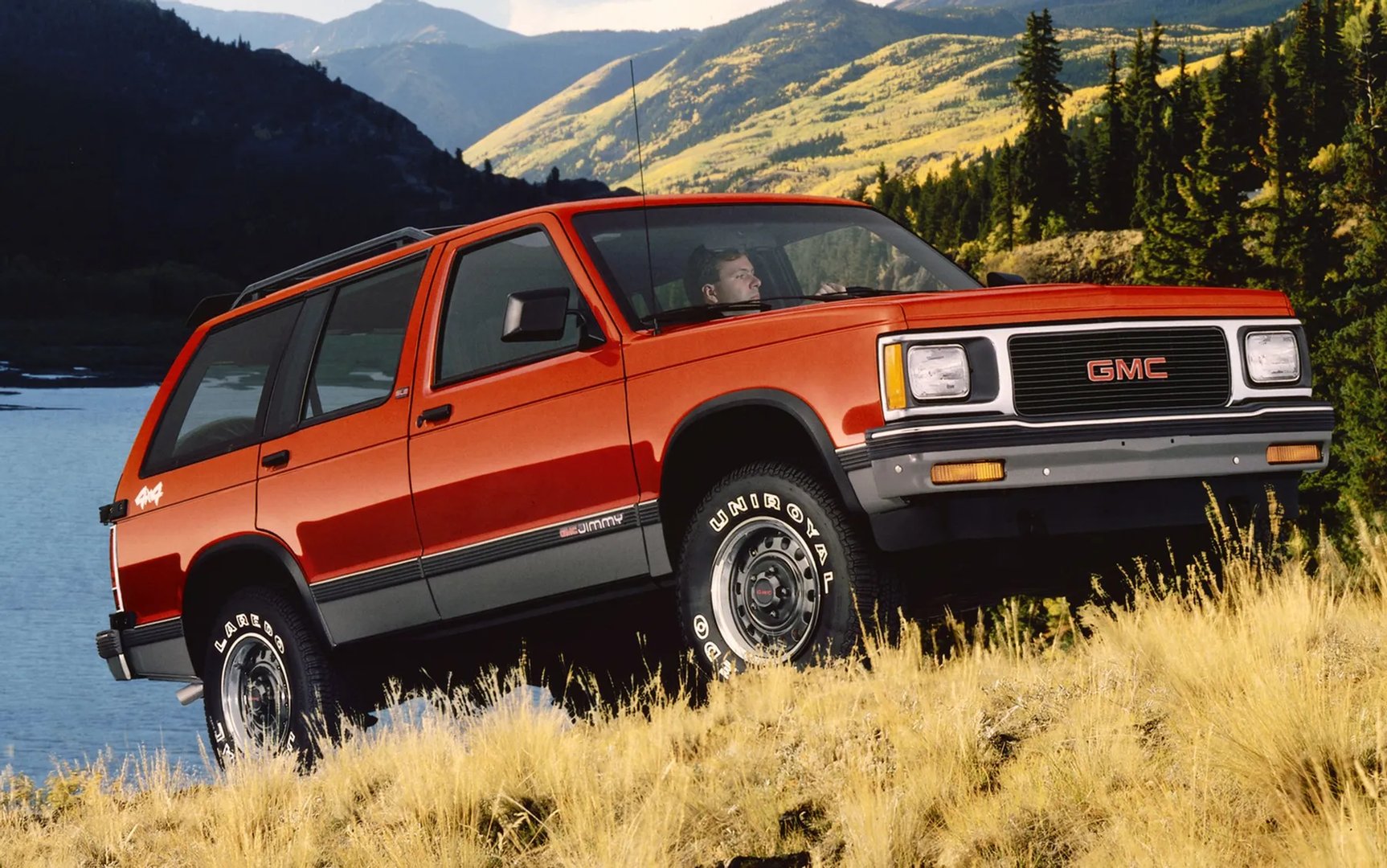 GMC_Jimmy_1_generation__SUV_5-doors__10.jpg