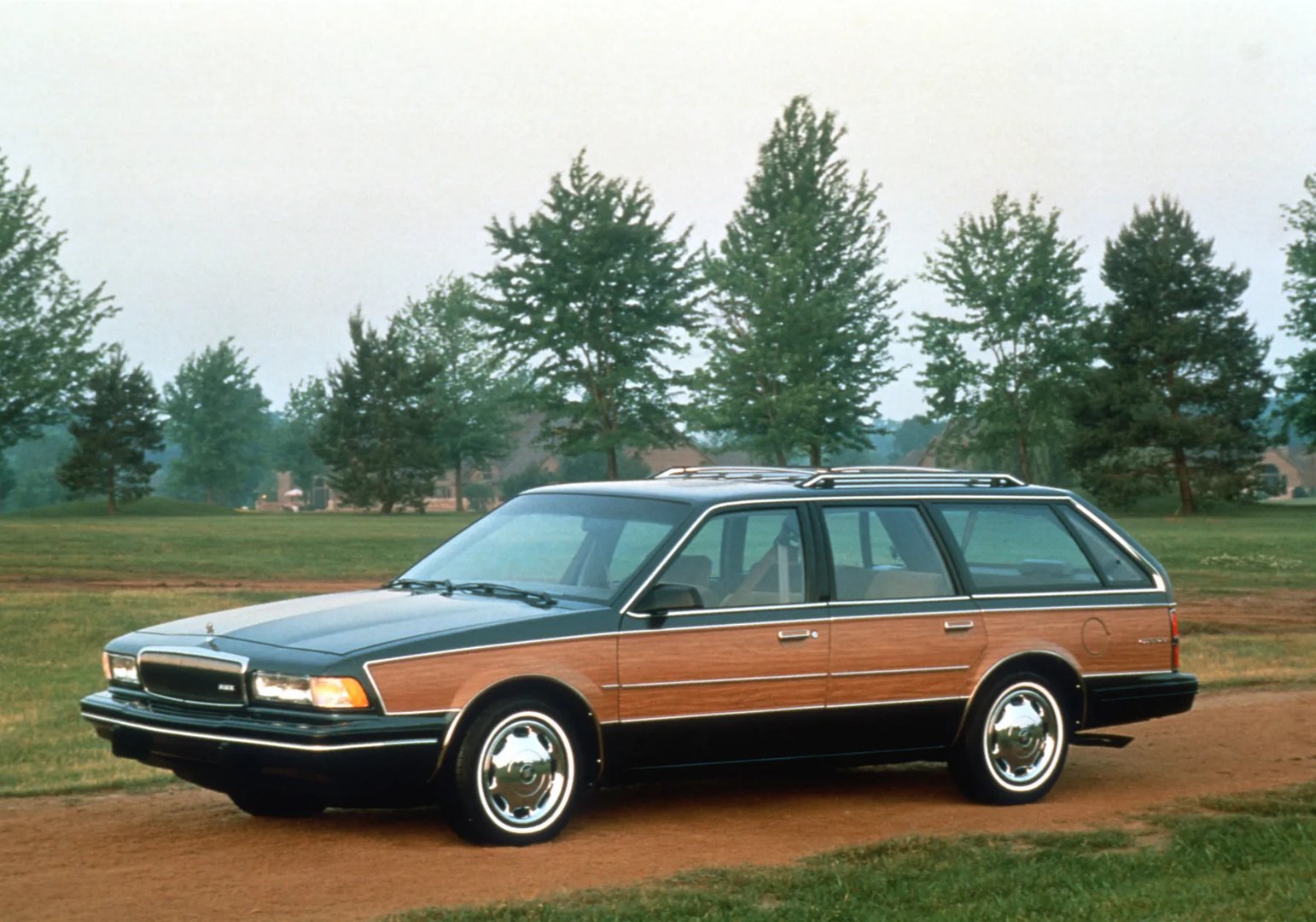 Buick_Century_5_generation__Estate_5-door__7.jpg