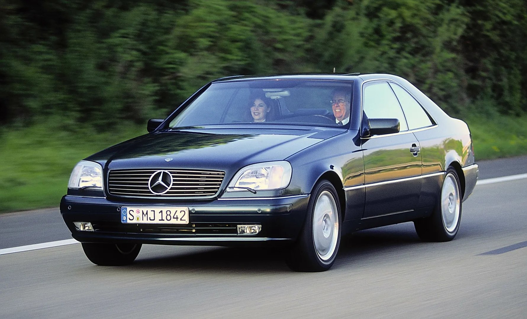 Mercedes_CL-Class_1_generation__Coupe__2.jpg