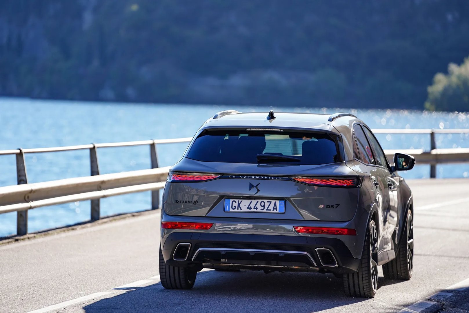 DS_7_Crossback_1_generation_restyling_1__SUV_5-doors__1.jpg