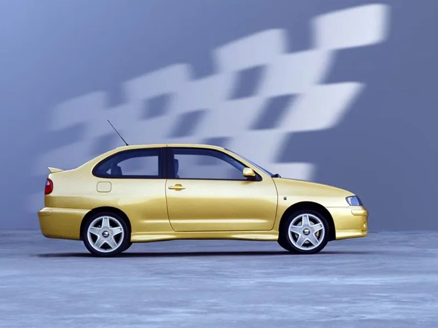 SEAT_Cordoba_1_generation_restyling__Coupe__5.jpg