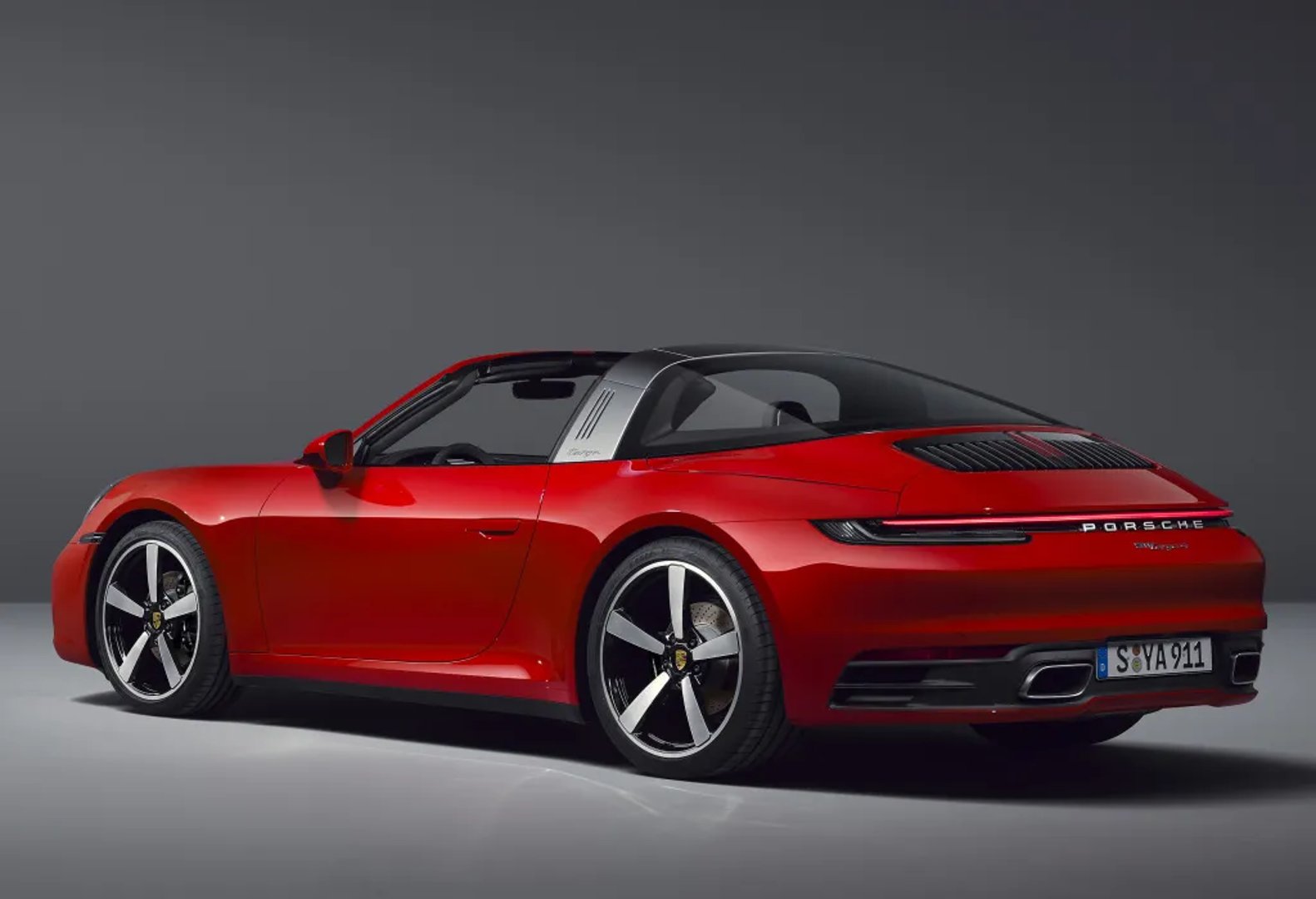Porsche_911_8_generation__Targa__1.jpg